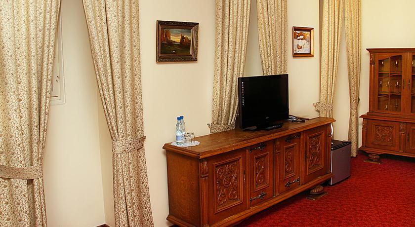 Hotel Przy Oslej Bramie Wałbrzych Exteriér fotografie